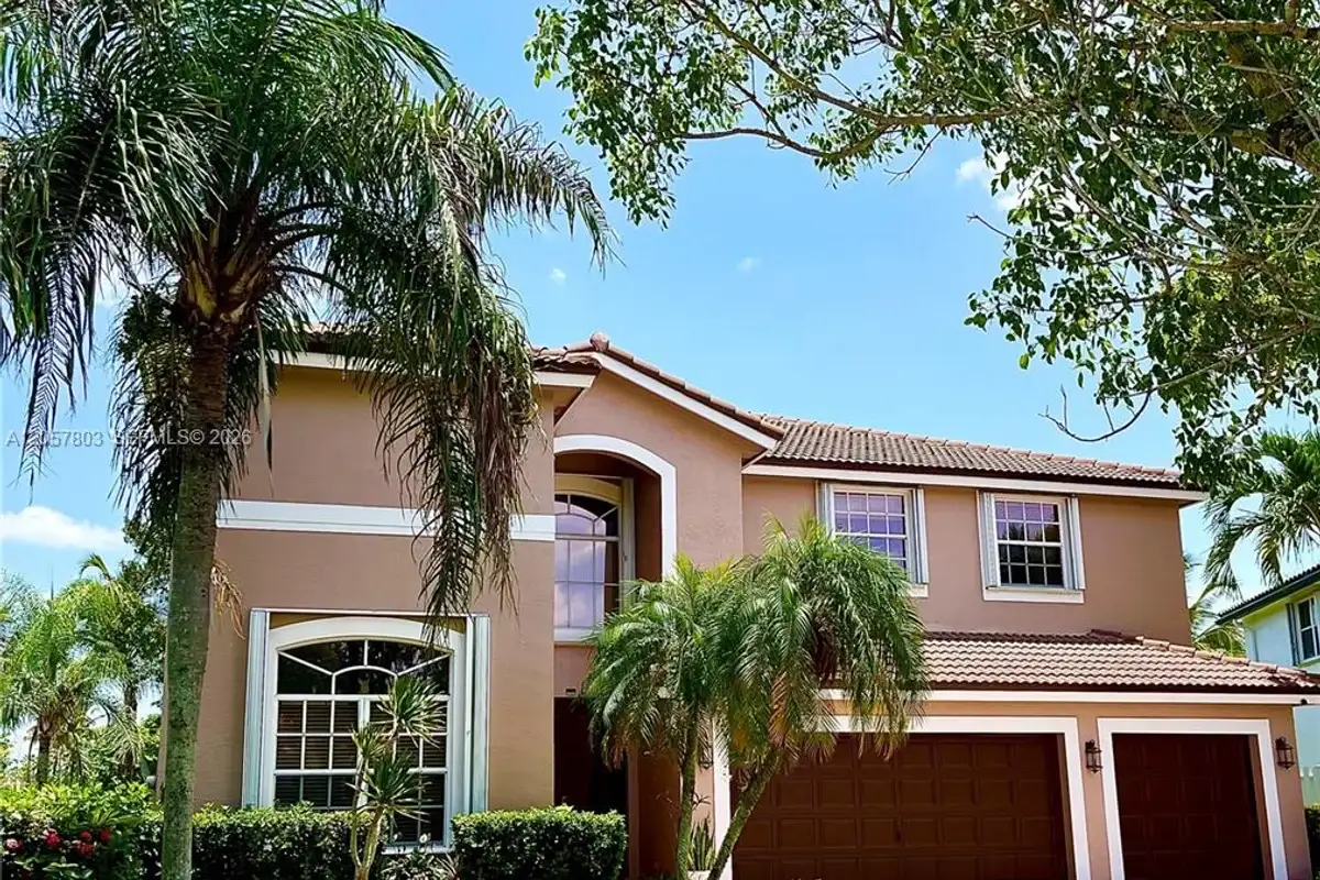 340 SW 167th Ave, Pembroke Pines: photo 1 of 58