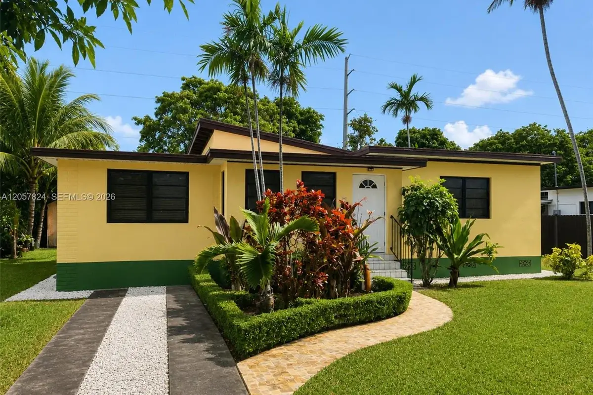 541 Raven Ave #1, Miami Springs: photo 1 of 2