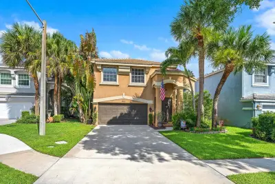 1267 Gembrook Ct, Royal Palm Beach: photo 1 of 40
