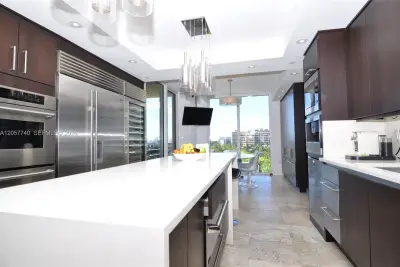 430 Grand Bay Dr #708, Key Biscayne: photo 1 of 9