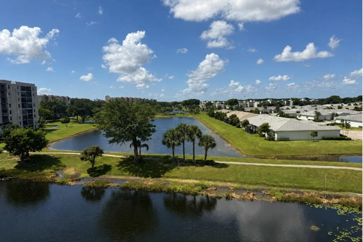 6866 Huntington Ln #504, Delray Beach: photo 1 of 27