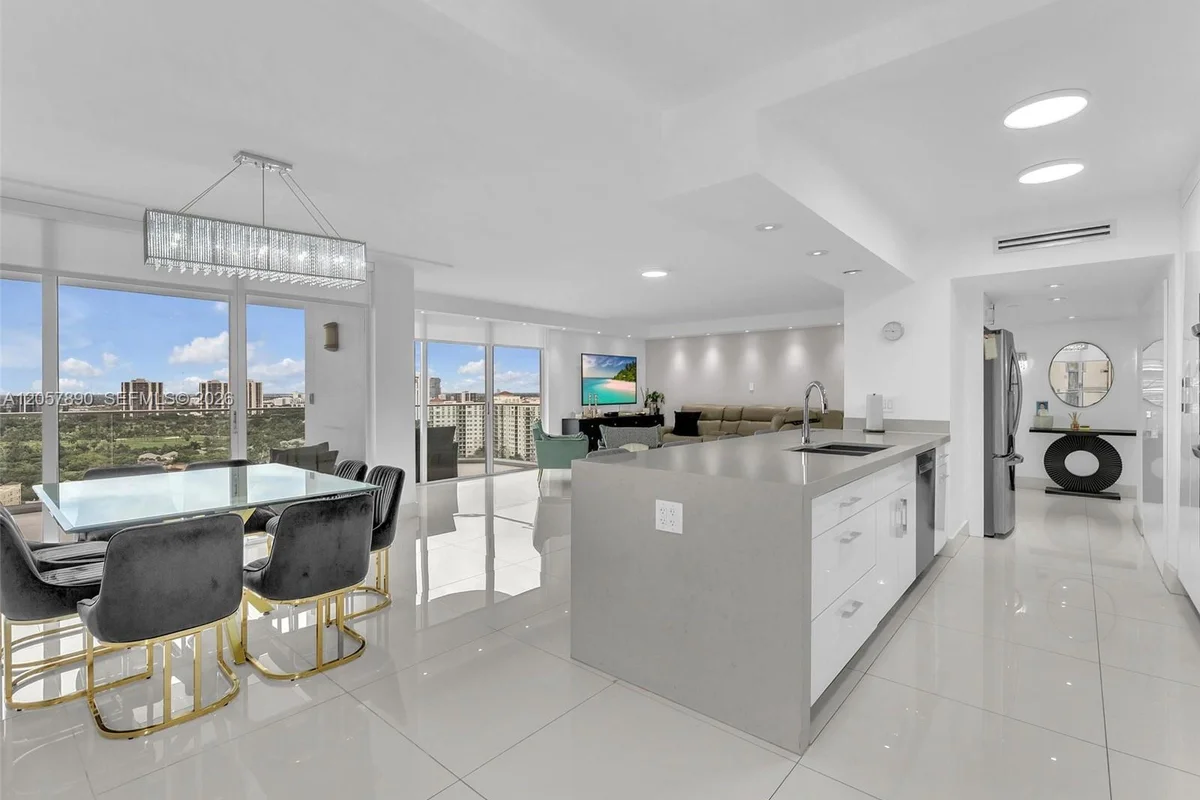 19707 Turnberry Way #21D, Aventura: photo 1 of 49