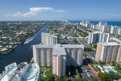 3233 NE 34th St #1112A, Fort Lauderdale: photo 1 of 25