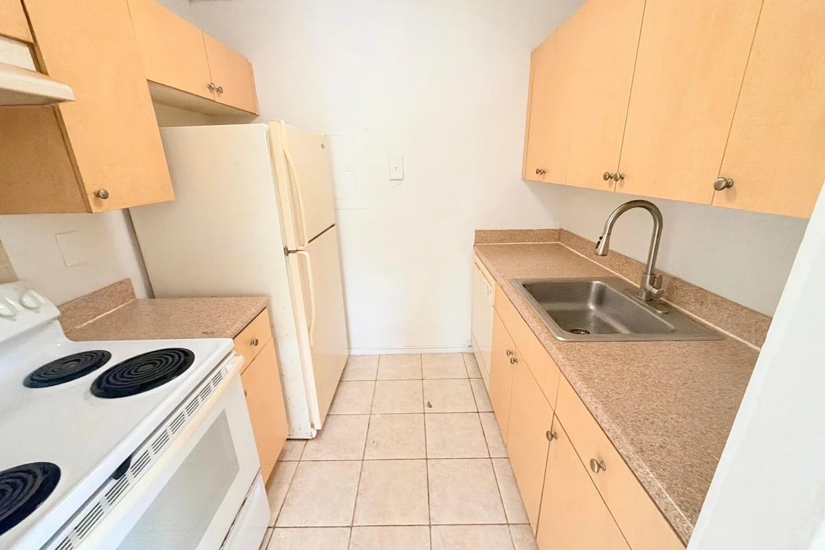 1089 N Benoist Farms Rd #102, West Palm Beach: photo 1 of 19