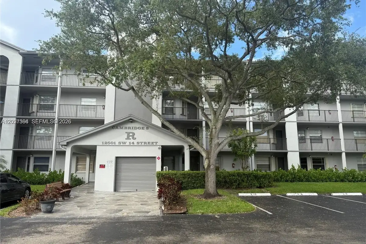 12501 SW 14th St #314R, Pembroke Pines: photo 1 of 25