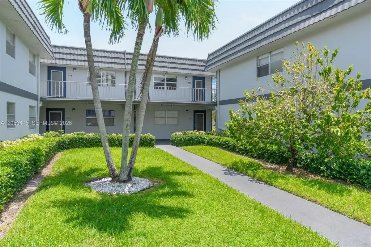 631 N Saxony #N, Delray Beach: photo 1 of 34
