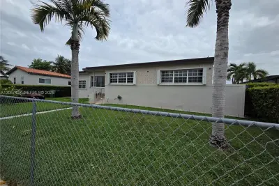 8441 SW 32nd Ter, Miami: photo 1 of 31