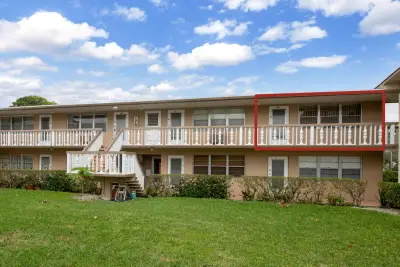322 Windsor N, West Palm Beach: photo 1 of 10