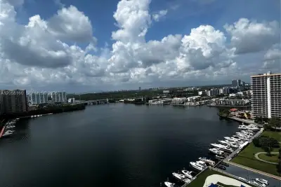 250 174th St #2102, Sunny Isles Beach: photo 1 of 13
