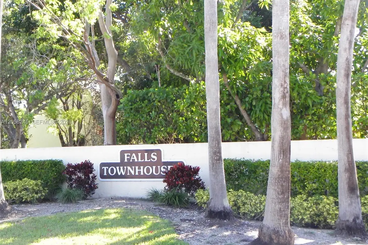 9196 SW 128th Ln, Miami: photo 1 of 29