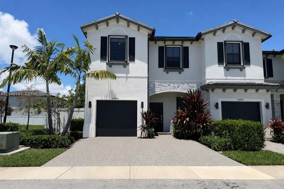20476 NW 4th Ct, Miami Gardens: photo 1 of 49