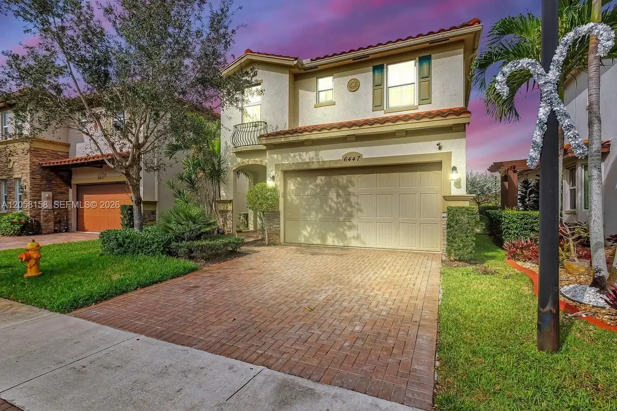 6447 Osprey Landing St, Davie: photo 1 of 48