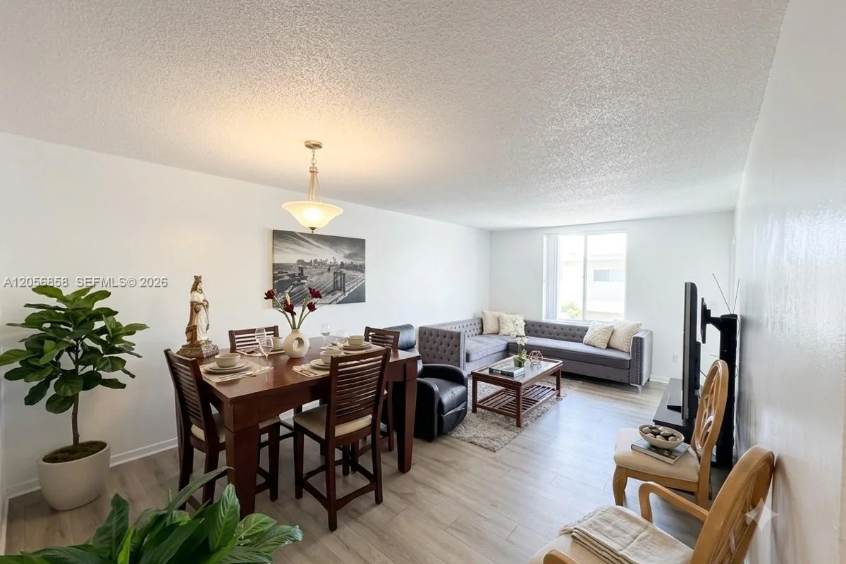 5775 W 20th Ave #308, Hialeah: photo 1 of 19