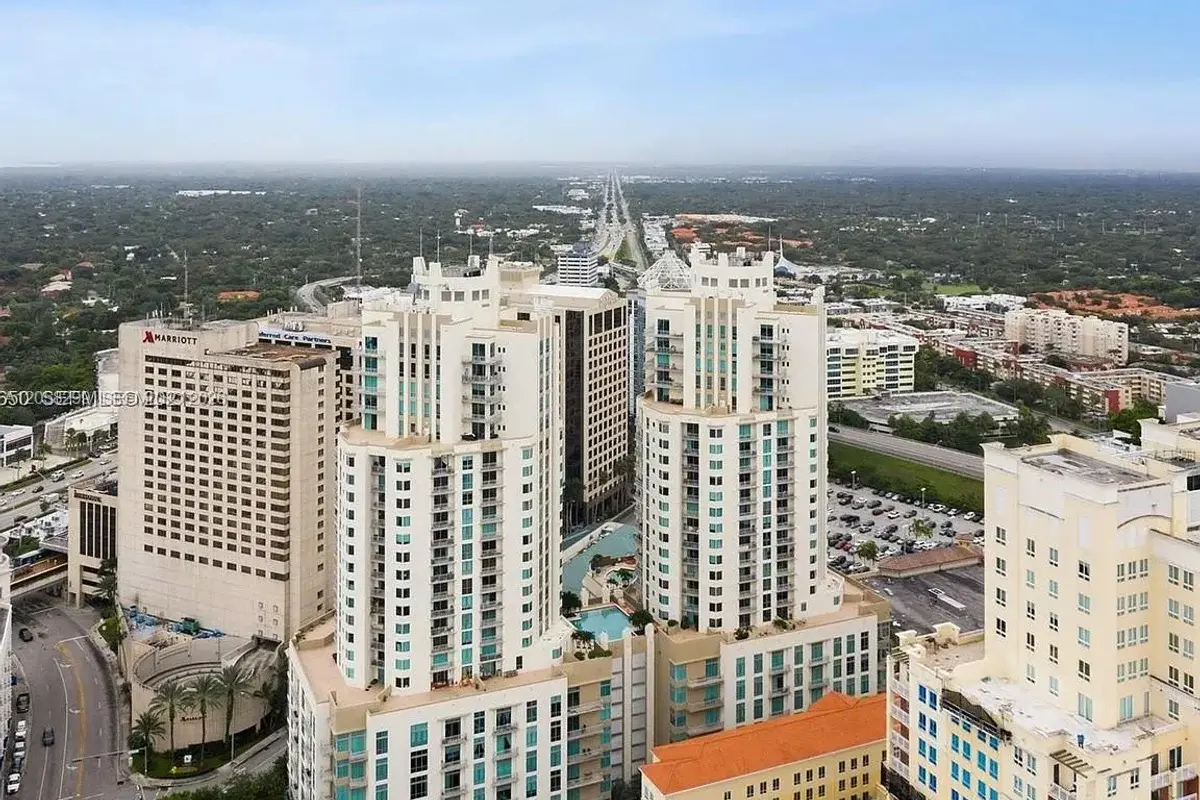 9066 SW 73rd Ct #1108, Miami: photo 1 of 11
