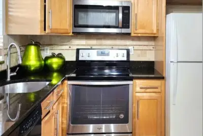 9355 SW 8th St #408, Boca Raton: photo 1 of 48
