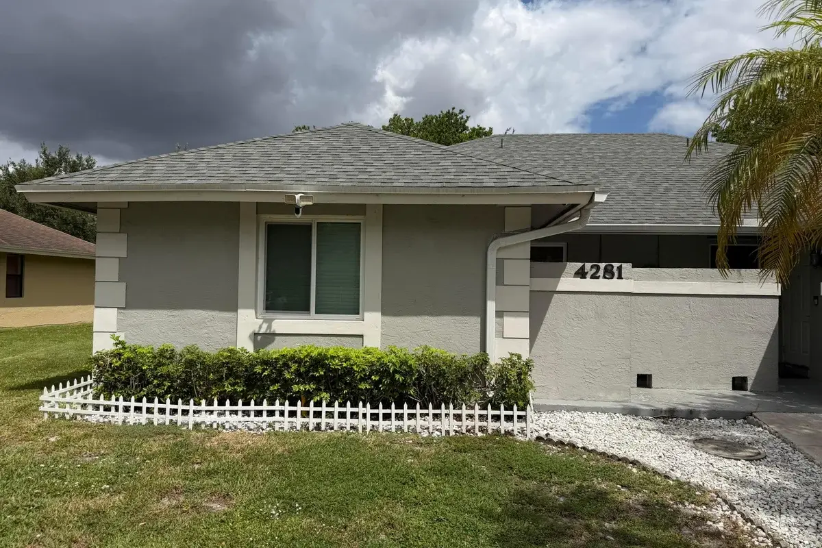 4281 NW 120th Ln, Sunrise: photo 1 of 17