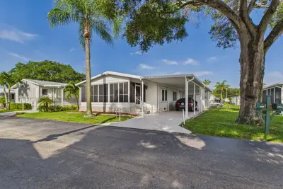 33009 Azua Bay, Boynton Beach: photo 1 of 36