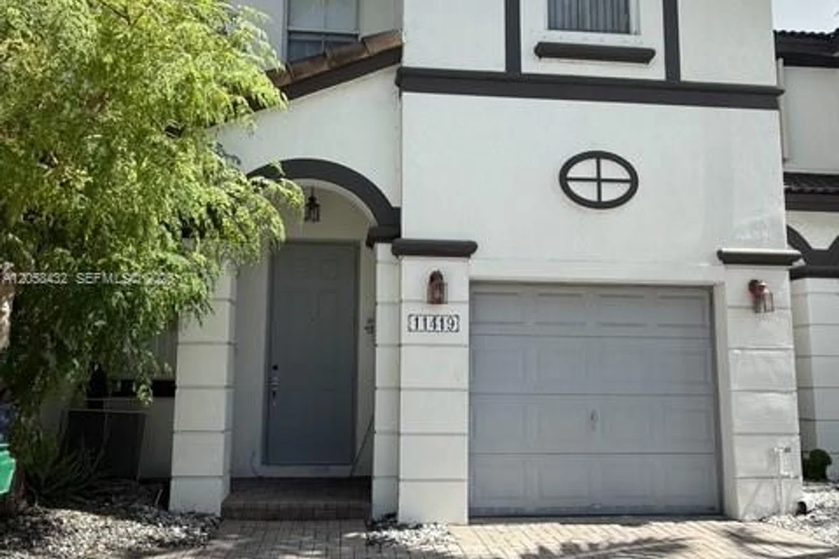 11419 NW 76th Ter, Doral: photo 1 of 28