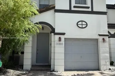 11419 NW 76th Ter, Doral: photo 1 of 28