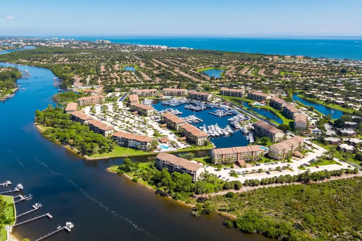 2001 Marina Isle Way #203, Jupiter: photo 1 of 48