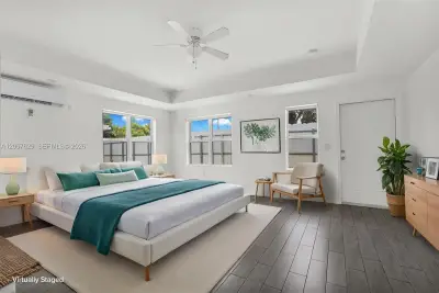 529 NW 88th St #3, El Portal: photo 1 of 41