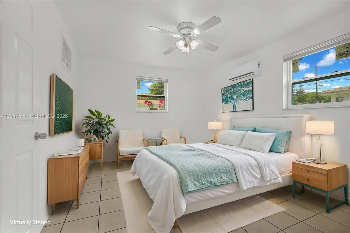 577 NW 90th St #6, El Portal: photo 1 of 23