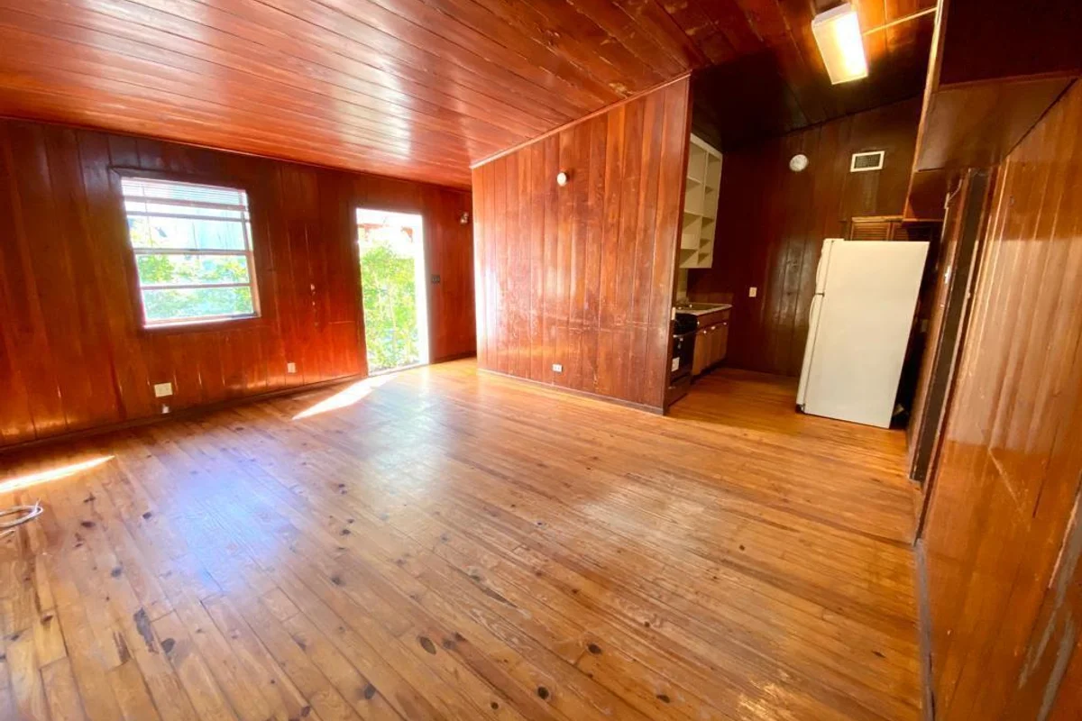 735 46th St, West Palm Beach: photo 1 of 15