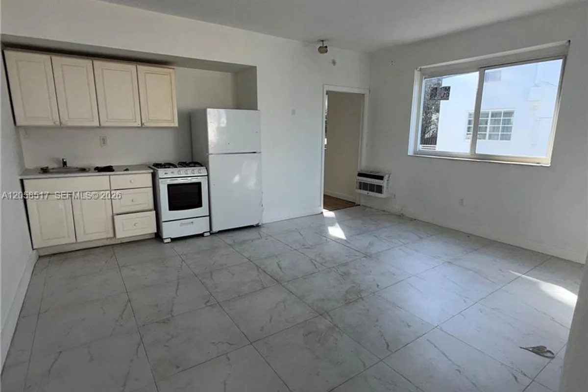 1026 Euclid Ave #10, Miami Beach: photo 1 of 4