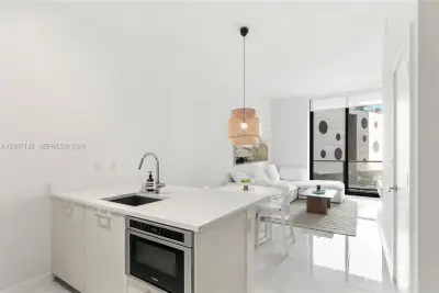 501 NE 31st St #203, Miami: photo 1 of 41