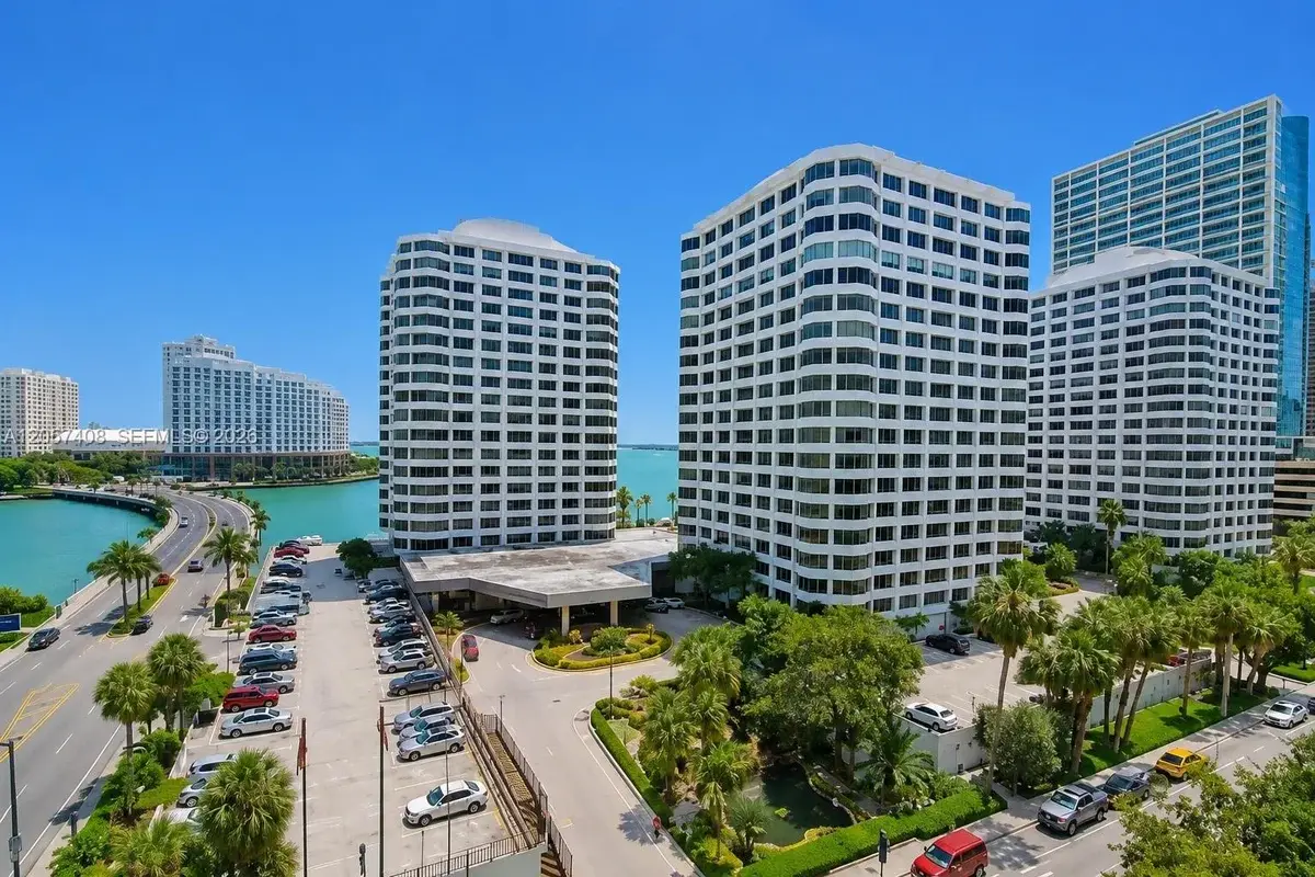 825 Brickell Bay Dr #1151, Miami: photo 1 of 16