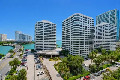825 Brickell Bay Dr #1151, Miami: photo 1 of 16