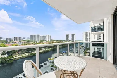 3625 N Country Club Dr #1210, Aventura: photo 1 of 29