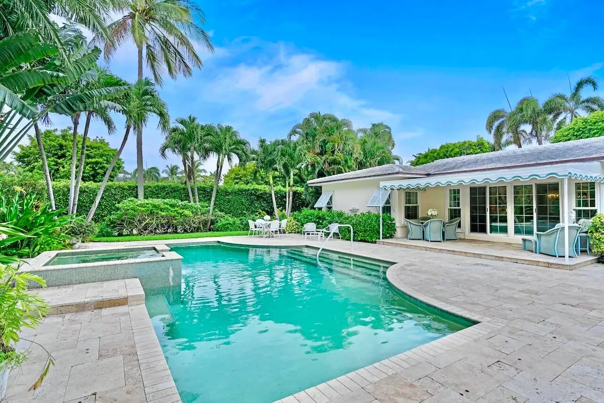 1421 N Lake Way, Palm Beach: photo 1 of 16
