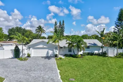 135 SE 28th Ct, Boynton Beach: photo 1 of 80