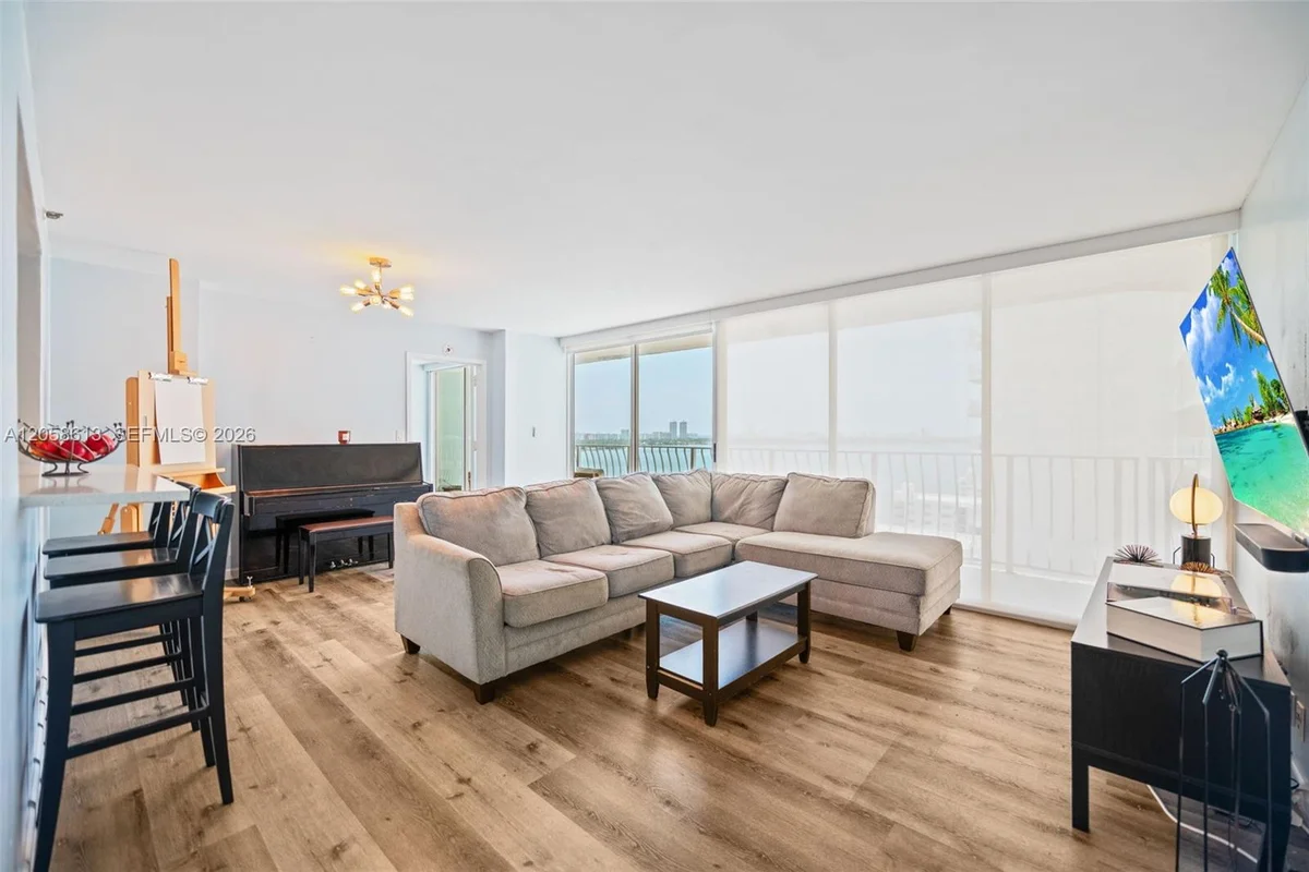 7601 E Treasure Dr #2124, North Bay Village: photo 1 of 40