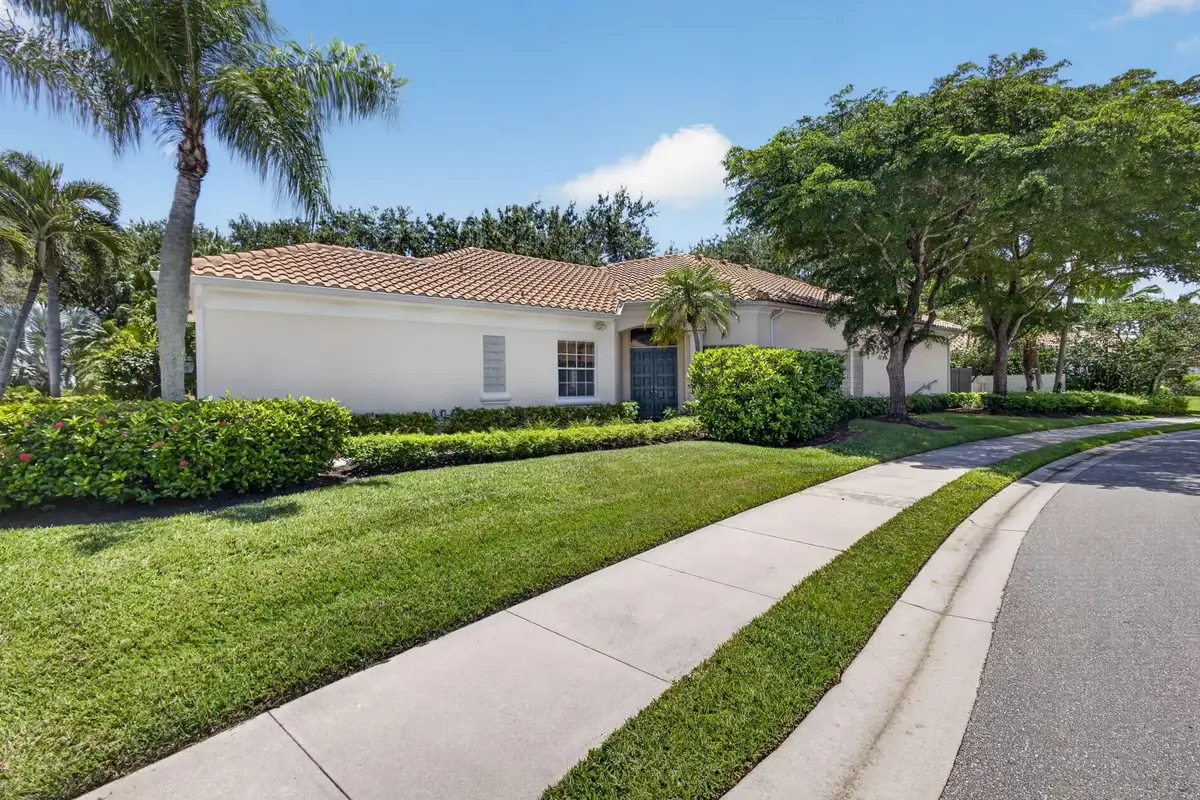 1048 Diamond Head Way, Palm Beach Gardens: photo 1 of 36