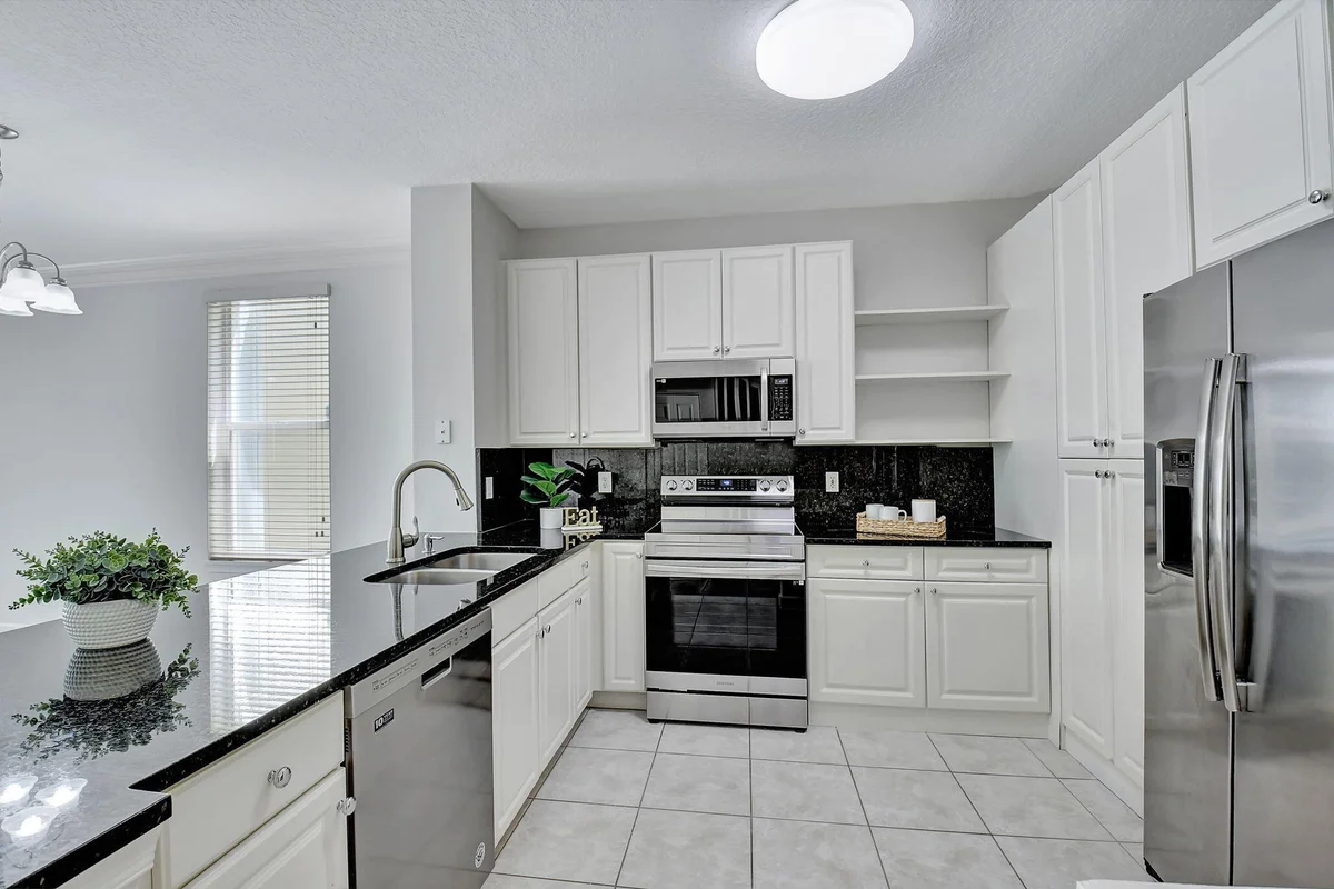 9917 Porta Leona Ln, Boynton Beach: photo 1 of 30