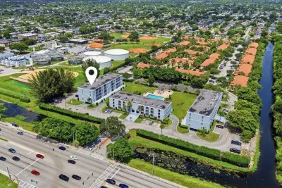 7980 N French Dr #3-305, Pembroke Pines: photo 1 of 33