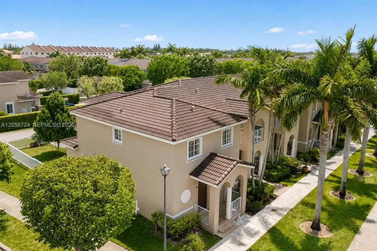 14072 SW 272nd St, Homestead: photo 1 of 23