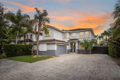 13836 SW 39th Ter, Miami: photo 1 of 34