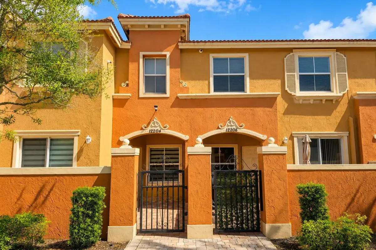 12204 SW 25th Ct, Miramar: photo 1 of 23
