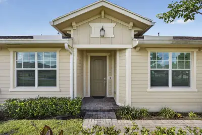 1332 Haywagon Trl, Loxahatchee: photo 1 of 73