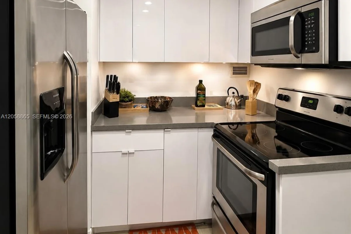 3505 S Ocean Dr #411, Hollywood: photo 1 of 15