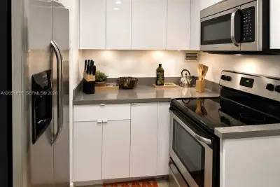 3505 S Ocean Dr #411, Hollywood: photo 1 of 15