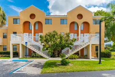5200 NW 31st Ave #96, Fort Lauderdale: photo 1 of 52
