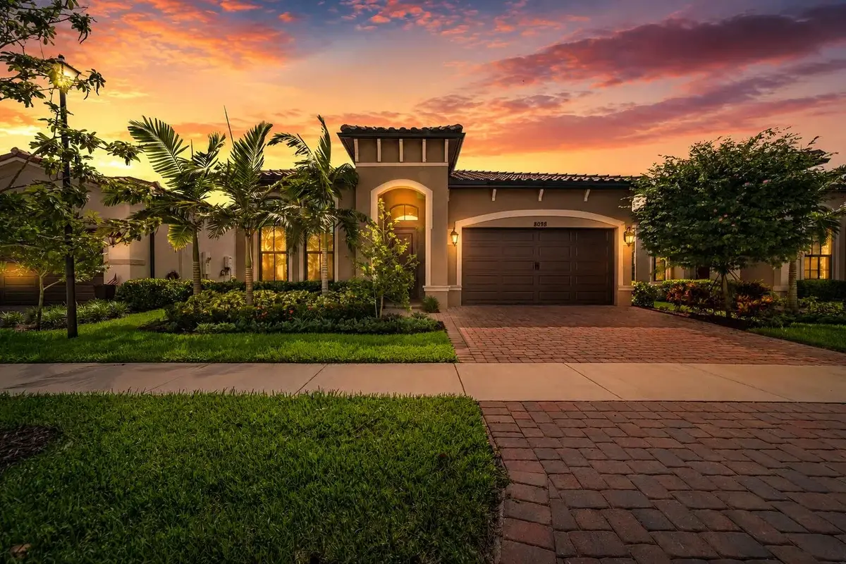 8098 Liberty Way, Parkland: photo 1 of 101
