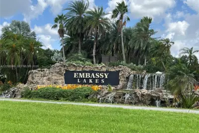 10854 Limeberry Dr, Cooper City: photo 1 of 85