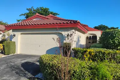 5665 Lakeview Mews Dr, Boynton Beach: photo 1 of 35