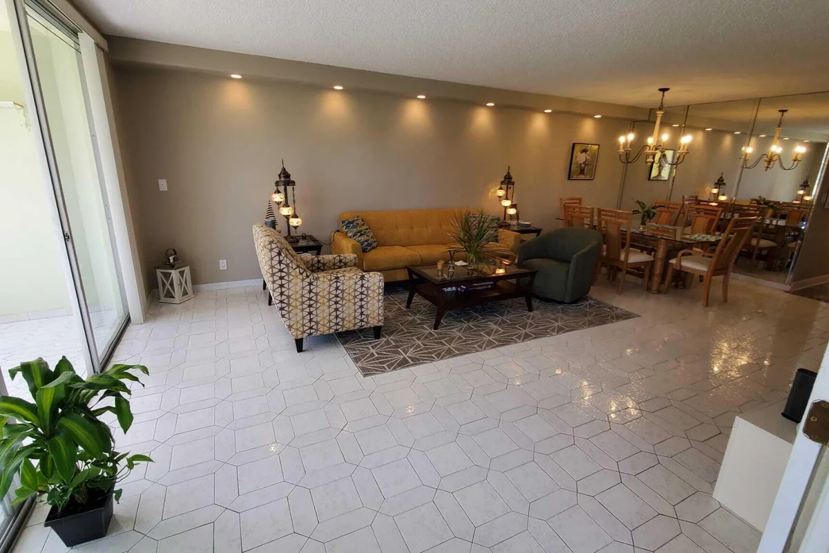3800 Oaks Clubhouse Dr #112, Pompano Beach: photo 1 of 41