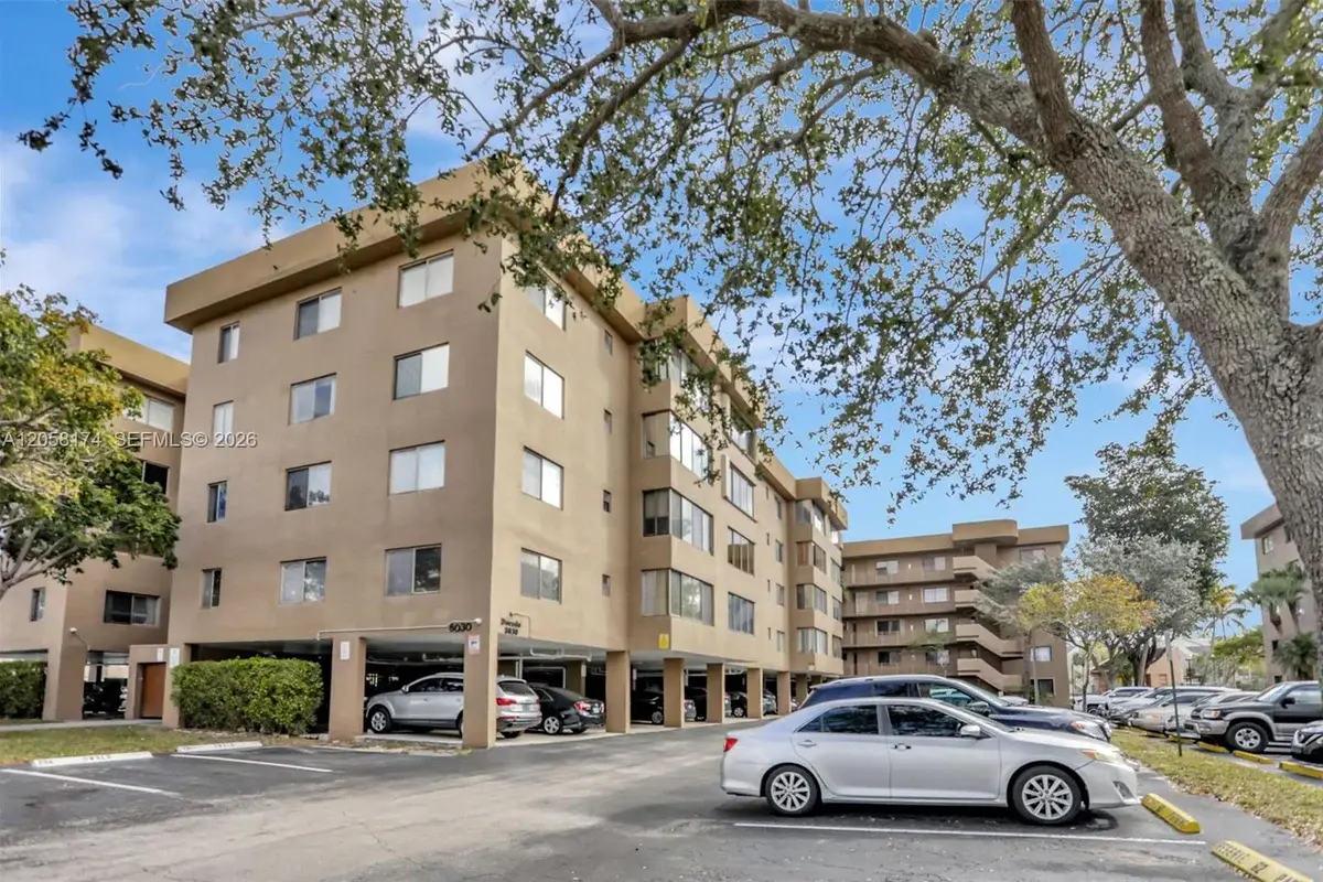 8030 Hampton Blvd #211, North Lauderdale: photo 1 of 30
